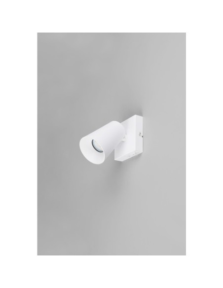 Trio 817170131  modelo Sharp aplique pared color blanco 1XGU10