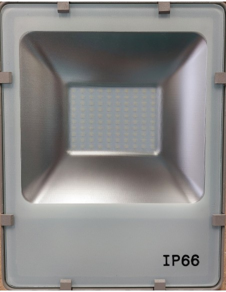 Foco exterior delta slim led 220v 48w 5700k