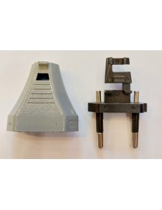 Clavija macho color gris