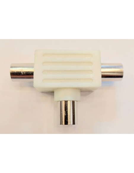 Ladron tv en forma de t 1 hembra central + 2 machos laterales